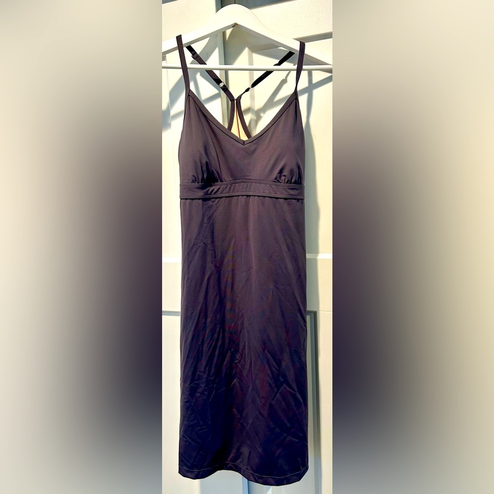 Athleta Women’s Size Small Shorebreak Swim Beach Dress Sleeveless Shelf Bra